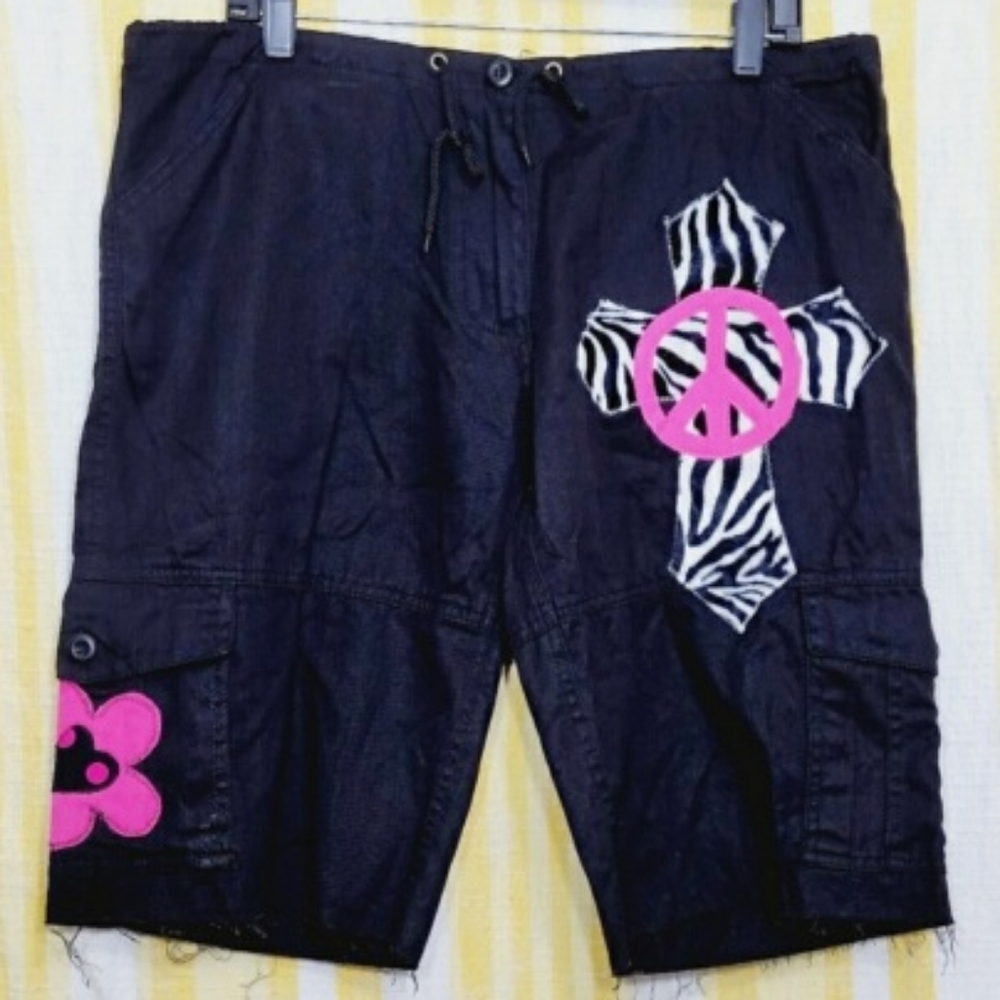 Rothco Product Repurposed Shorts Patchwork Peach Cross Horseshoe Black